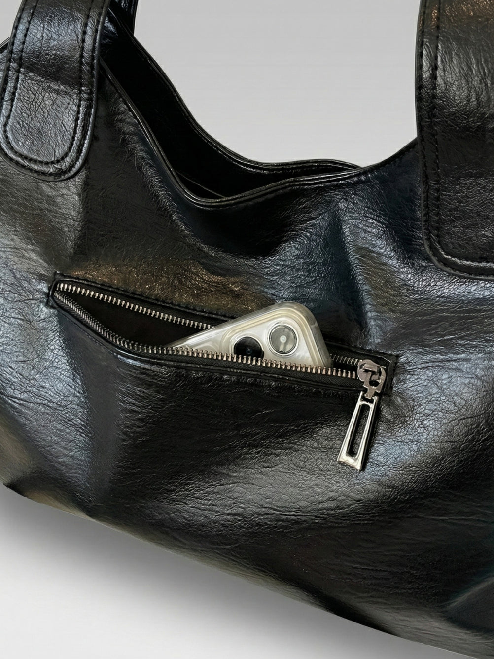 The Victoria Classic Hobo