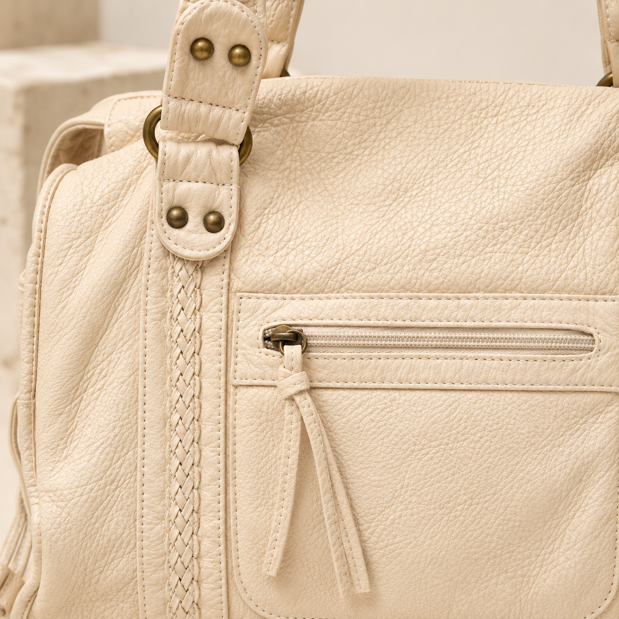 The Florence Vintage Crossbody